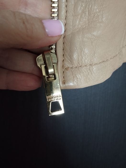 Bershka яке естествена кож