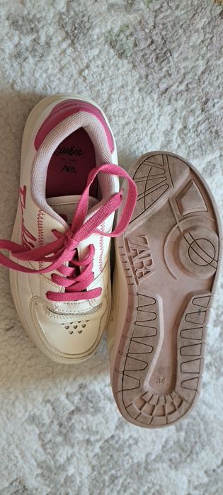 Adidasi Barbie fetite