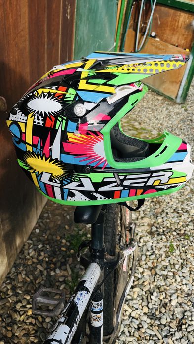 Vand ce se vede in poze