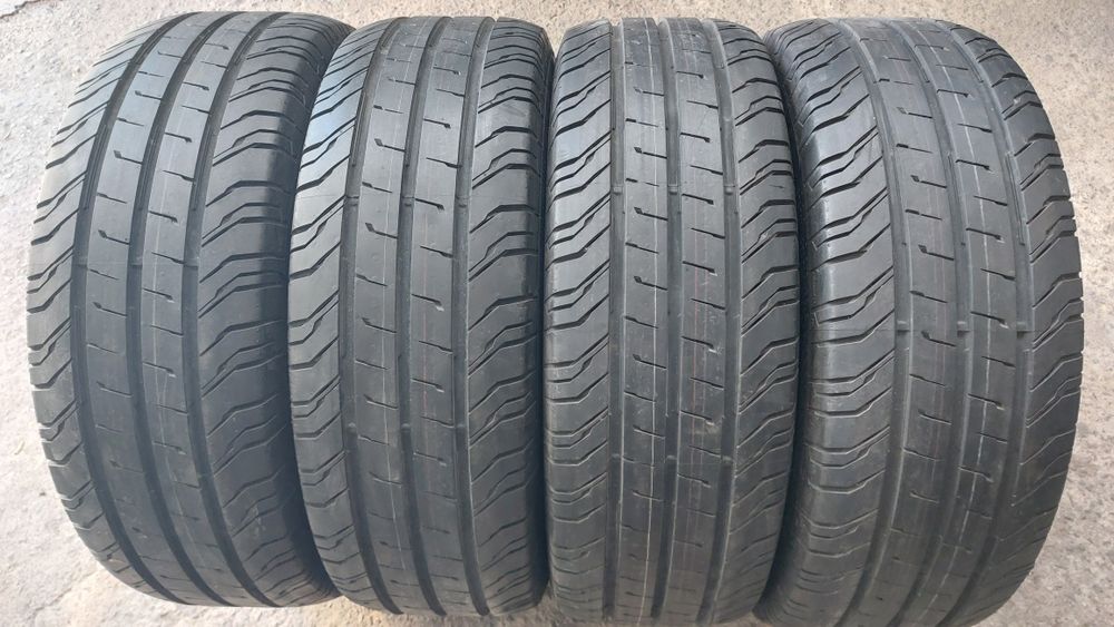 Нови гуми за Бус 235/65/16 C Continental ContiVanContact 200 4 броя