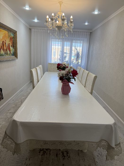 Продам стол гостевой