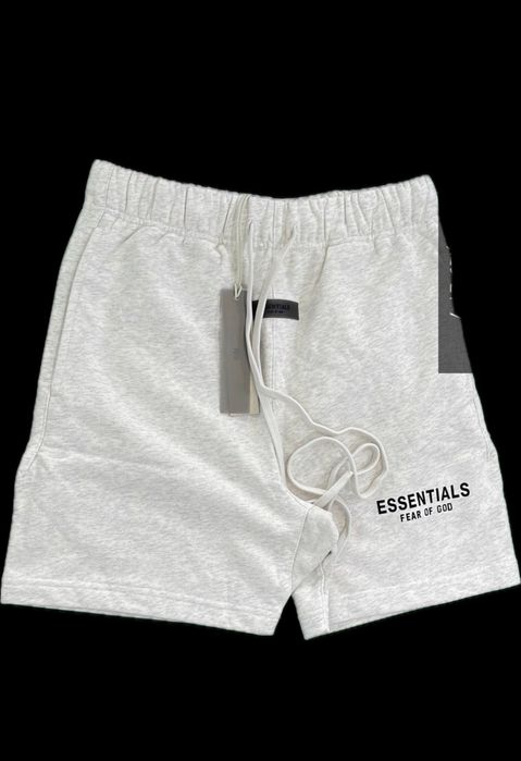 Pantaloni scurti essentials