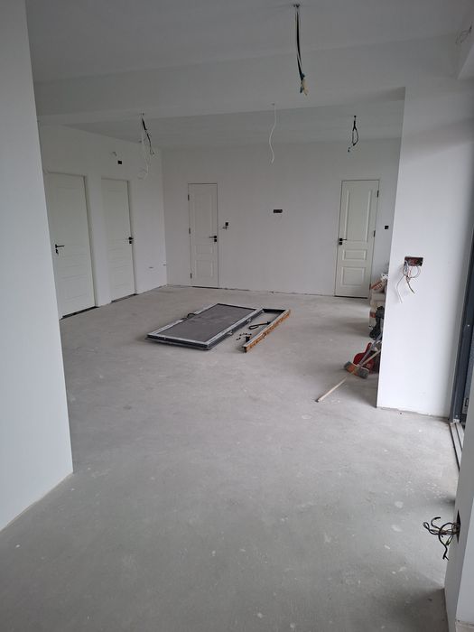 Închiriez Spațiu Comercial bvd.Nicolae Romanescu