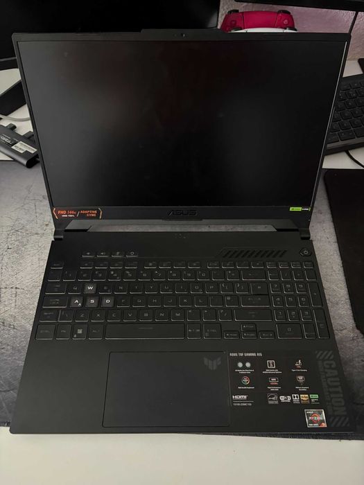 Laptop gaming ASUS TUF Gaming A15 – Ryzen 5 7535HS, RTX 4060 8 GB, 16 GB DDR5, 144 Hz