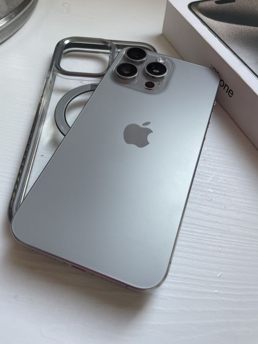 Iphone 15Pro Max 256гб 83%