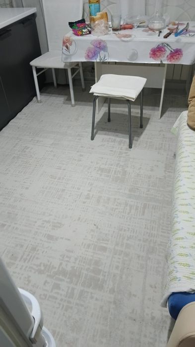 Ковёр чистый отдам за 5000тыс 2/3мет