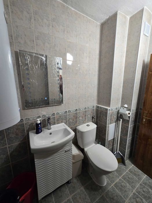 Дава се под наем Двустаен апартамент в Пловдив, Христо Смирненски - 70 кв.м за 518.67 € - Снимка #3