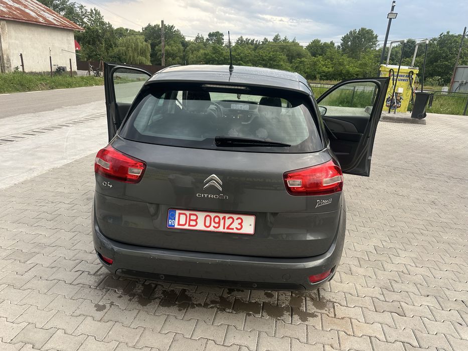 vând citroen C4 picasso