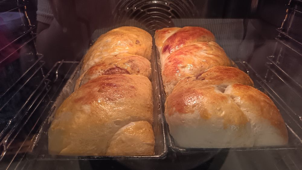 Cozonaci de casă cu ciocolată și nucă – delicioși și proaspeți