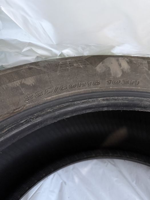 Продам комплект шин