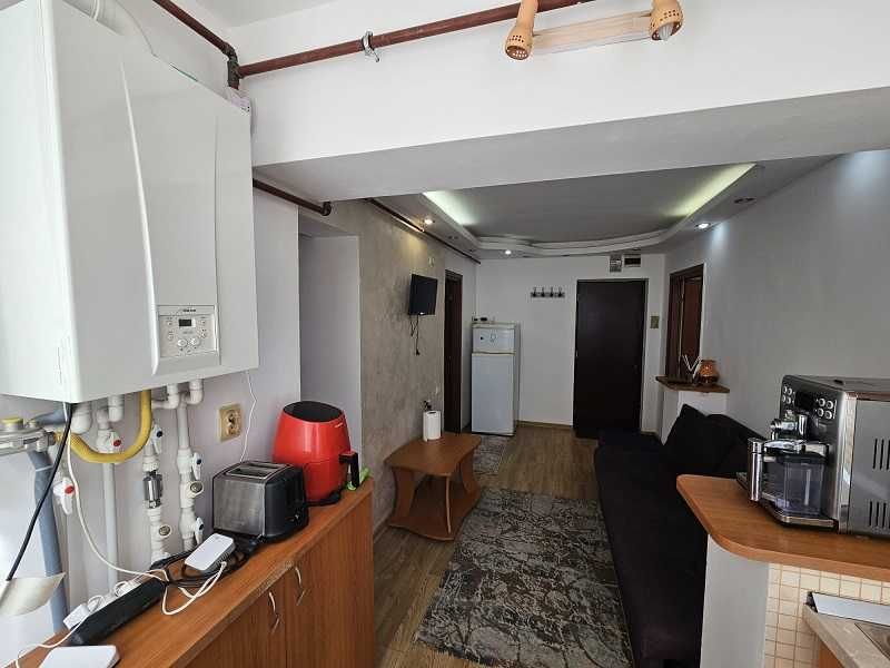 Garsoniera decomandata Dacia, bdul Tomis zona Tavola