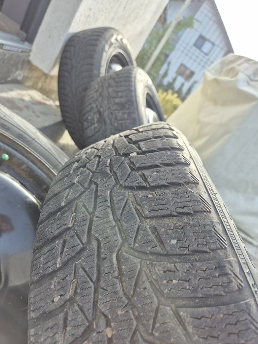 Cauciucuri nokian 185/65R16