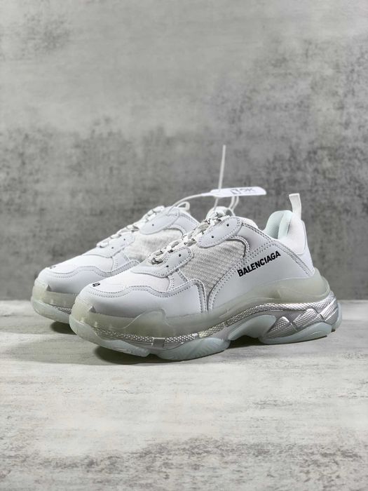 Adidasi Balenciaga Triple S Calitate Premium