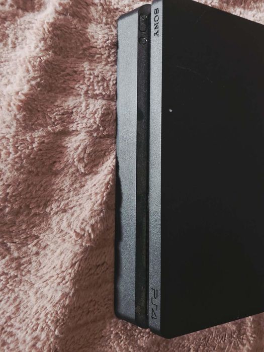 PlayStation 4 slim 1 tb