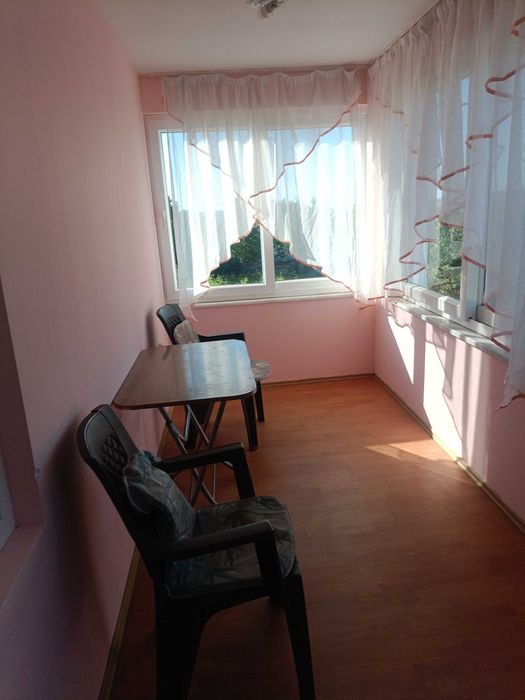 Дава се под наем Къща в с. Радинград, Област Разград - 176 кв.м за 550 € - Снимка #12
