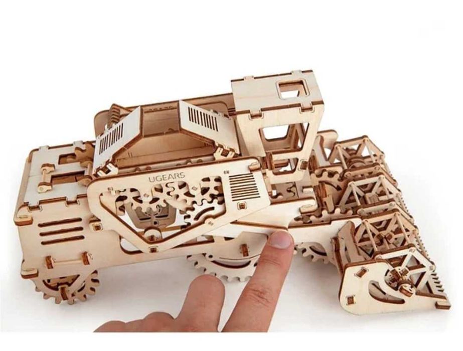 3D пазл Ugears “Комбайн”