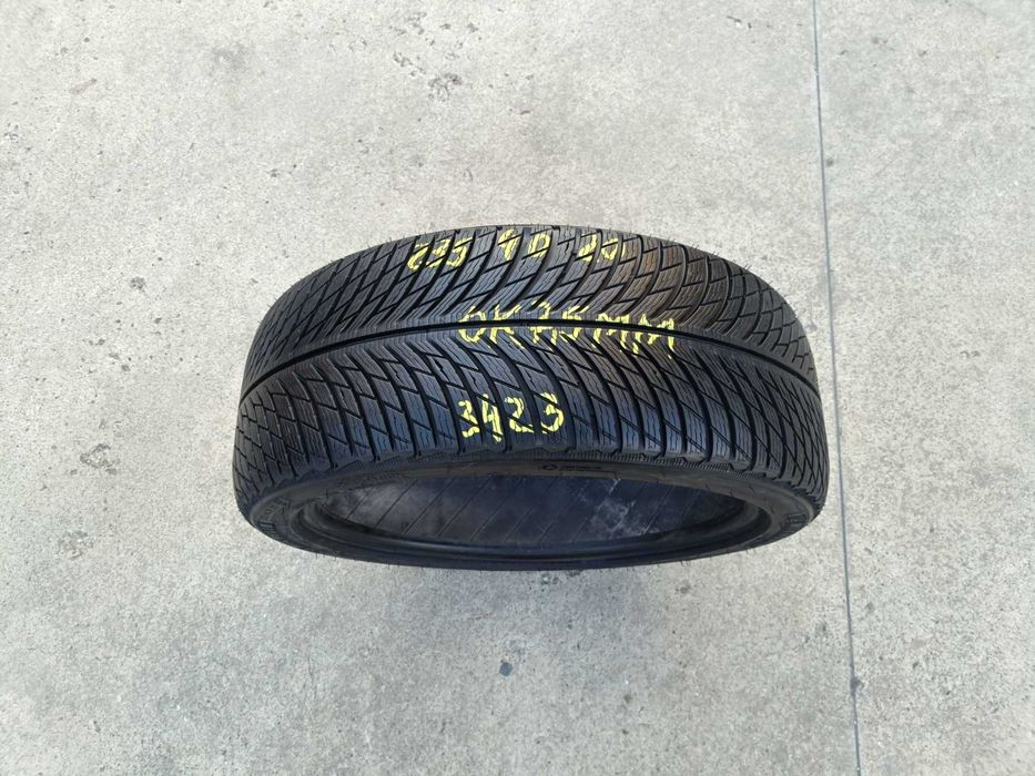 O anvelopa iarna 235 40 20 michelin pilot alpin 5 profil 7,5 mm 3423
