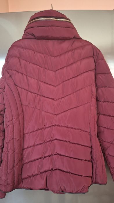 Топло дамско яке бордо
