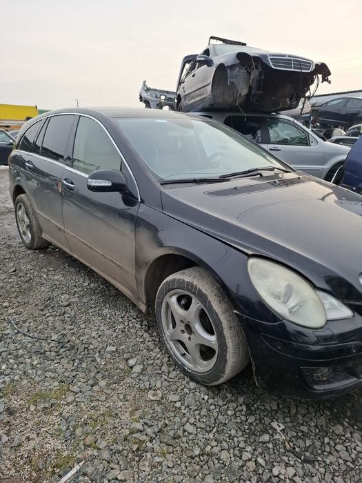 Mercedes R 350 4MATIC бензин 272 к.с 2007 година, на части