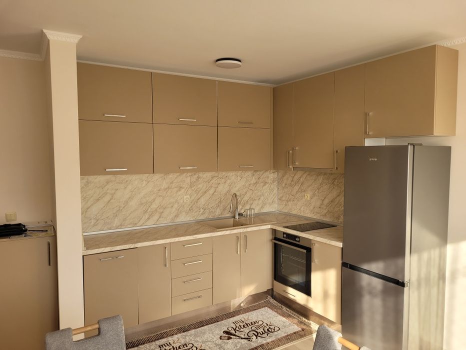 Дава се под наем Тристаен апартамент в Варна, Автогара - 80 кв.м за 600 € - Снимка #8