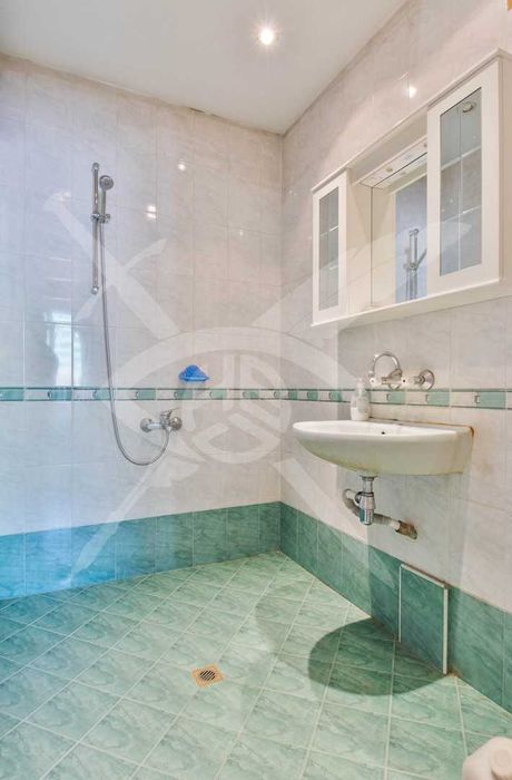 Продава се Двустаен апартамент в София, Оборище - 65 кв.м за 3939 €/кв.м - Снимка #6