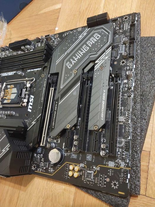 MSI Z790 Gaming Pro Wi-Fi DDR5 - със забележка !