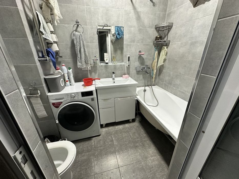 Продается свой 3 комн квартира кара-камыш 1/3