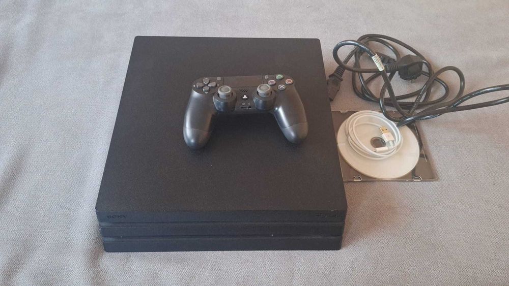 xbox 360+ps3 slim +ps4 pro