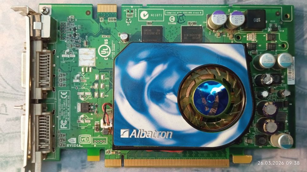 Комплект видеокарт AGP и PCI-E / Видеокарты для старых ПК
︎
︎
︎