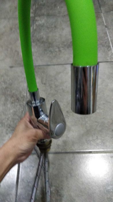 Продам смеситель в хорошем состояний