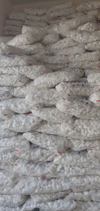 Рангли тошлар галка