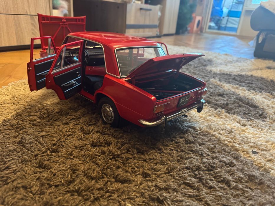 Жигули Ваз 2101 макет 1:8