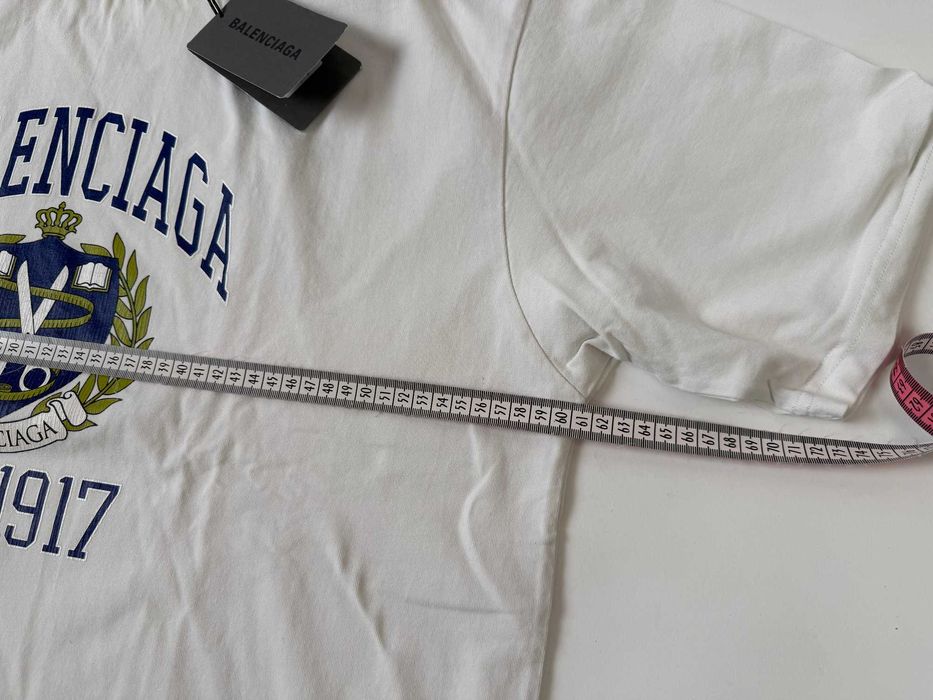 Тениска Balenciaga