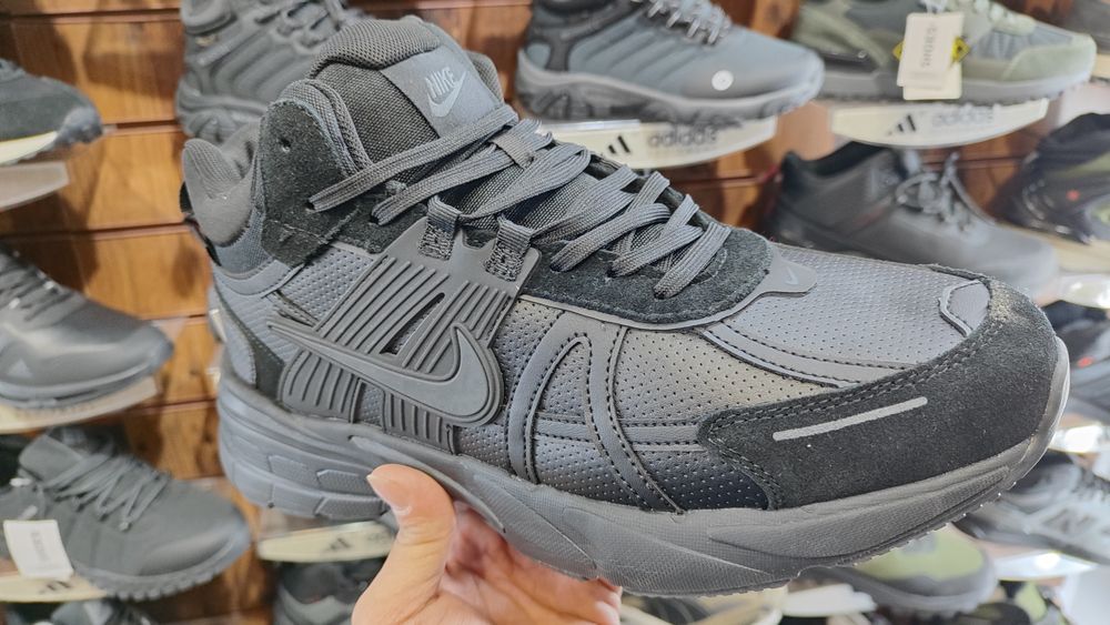 Кросовки зима распродажа