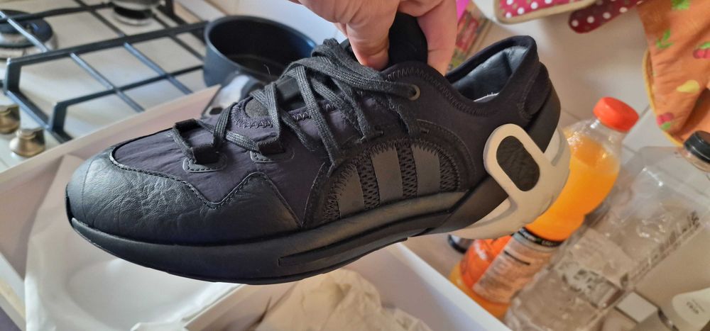 Adidasi Y3 oferta
