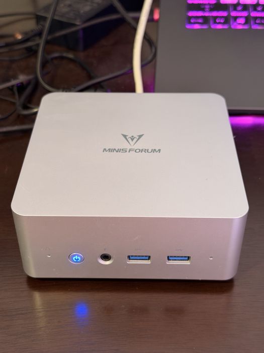 мини компютър minisforum 32 ram 512gb