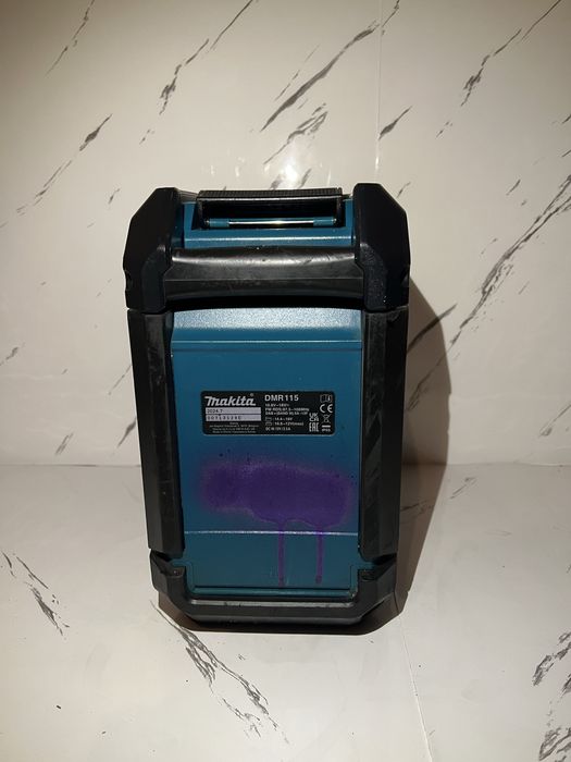 2024.7 Radio Bluetooth Makita DMR115