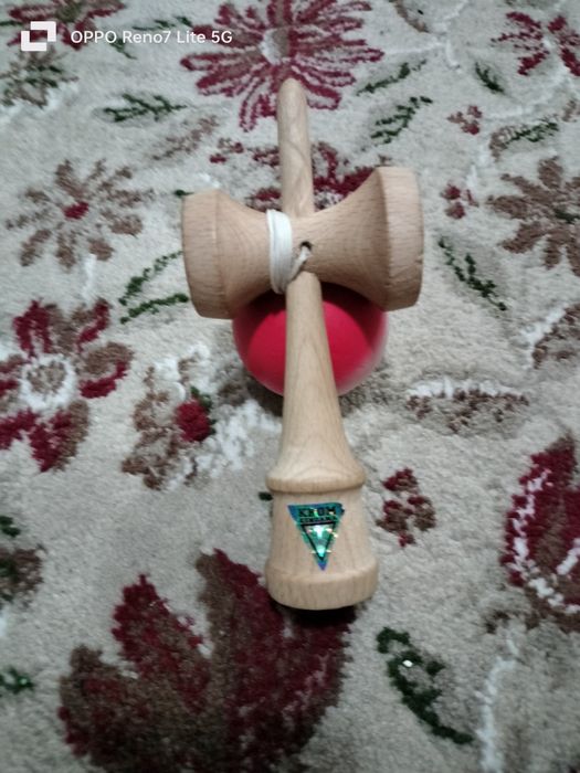 Vând Kendama Krom