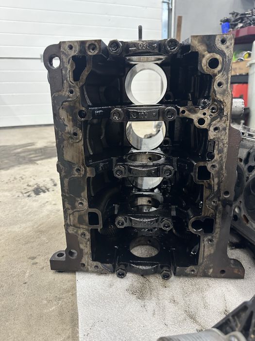 Двигател на части CUNA 2.0TDI 184кс Audi Seat Skoda Volkswagen vrs gtd