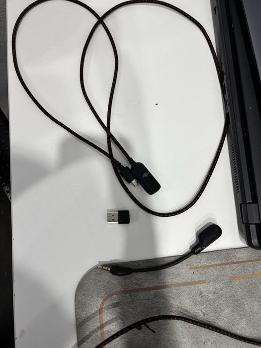 Продам наушники hyperX cloud III оригинал 1 месяц