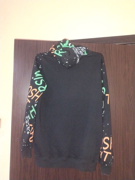 Юношески суичър размер М
