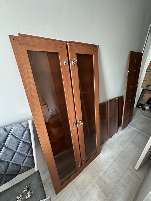 Шкаф распашной деревянный