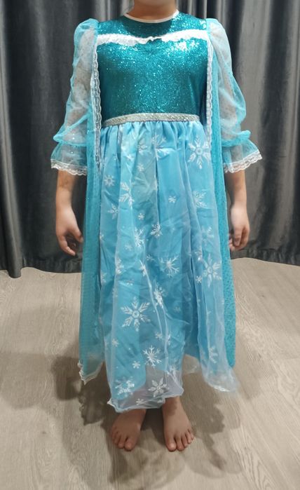 Платьев Эльзы ( холодное сердце )