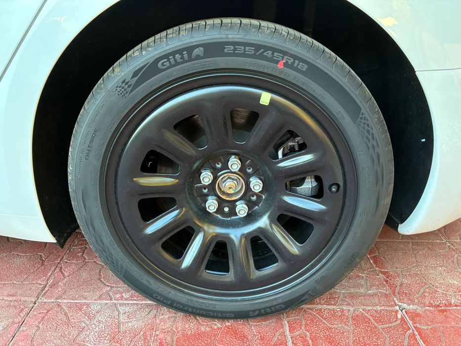 Anvelope vara noi Giti GitiControl P10 235/45R18 98H XL T0 DOT 0926 Tesla Model 3 Highland 18"