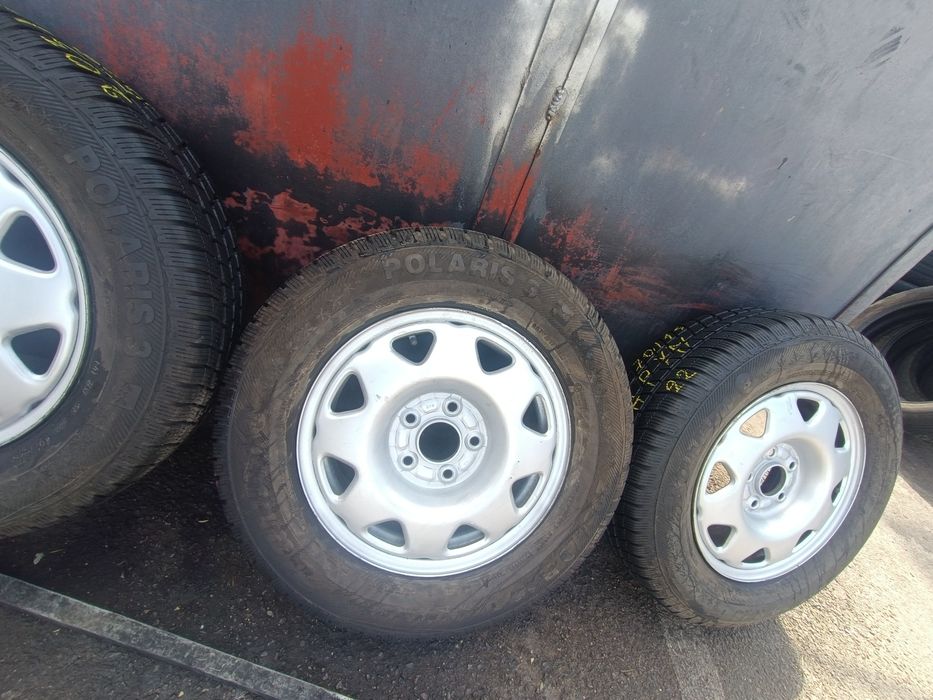 ЖЕЛ.ДЖ с гуми 205/70/15 Barum