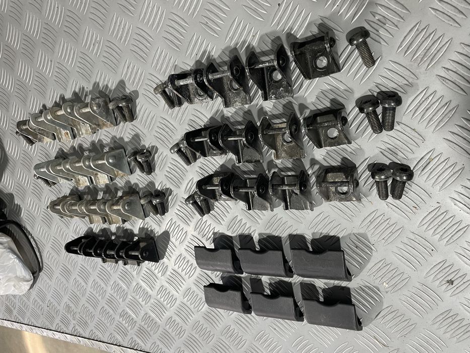 ISOFIX комплект за монтаж на детско столче