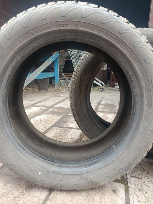 Продам резину на Р18