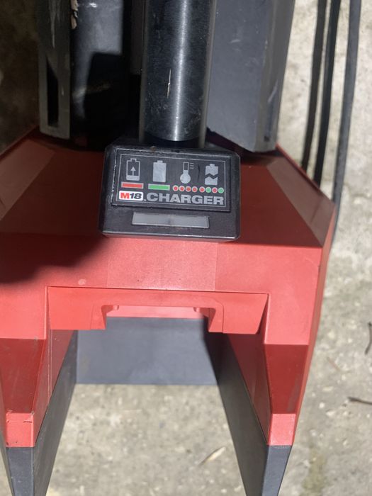 Milwaukee M18 HOSALC/лед лампа професионална