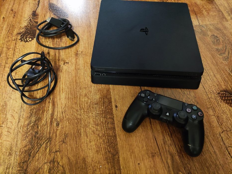 Playstation 4 ps 4 slim modat plin de jocuri
