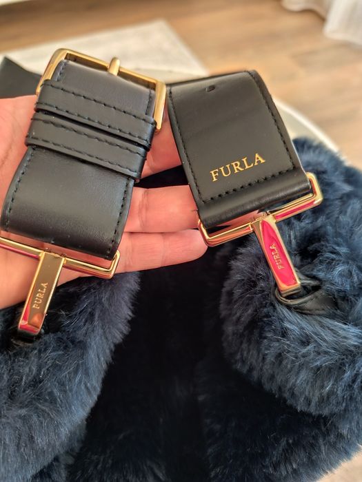 Дамкса чанта Furla Navy